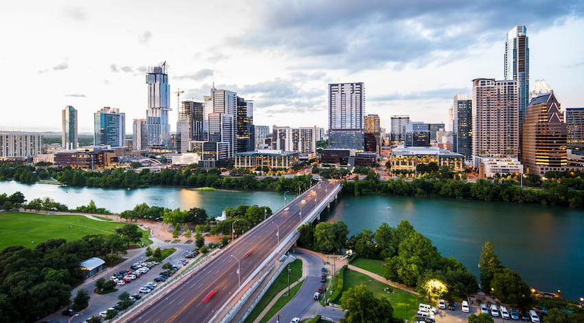 the city skyline of Austin, Texas