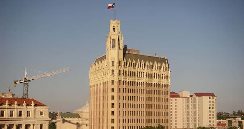 The outside of the Emily Morgan Hotel at a distance.